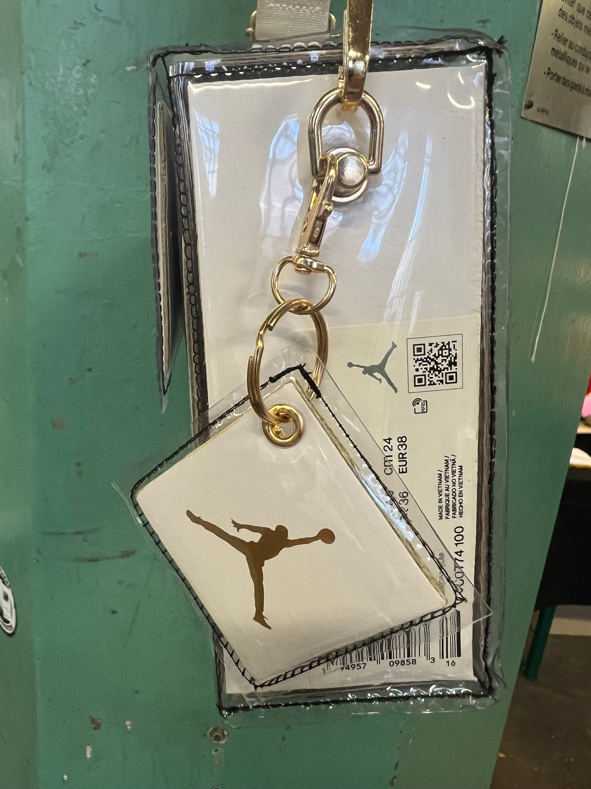 Jojo White gold