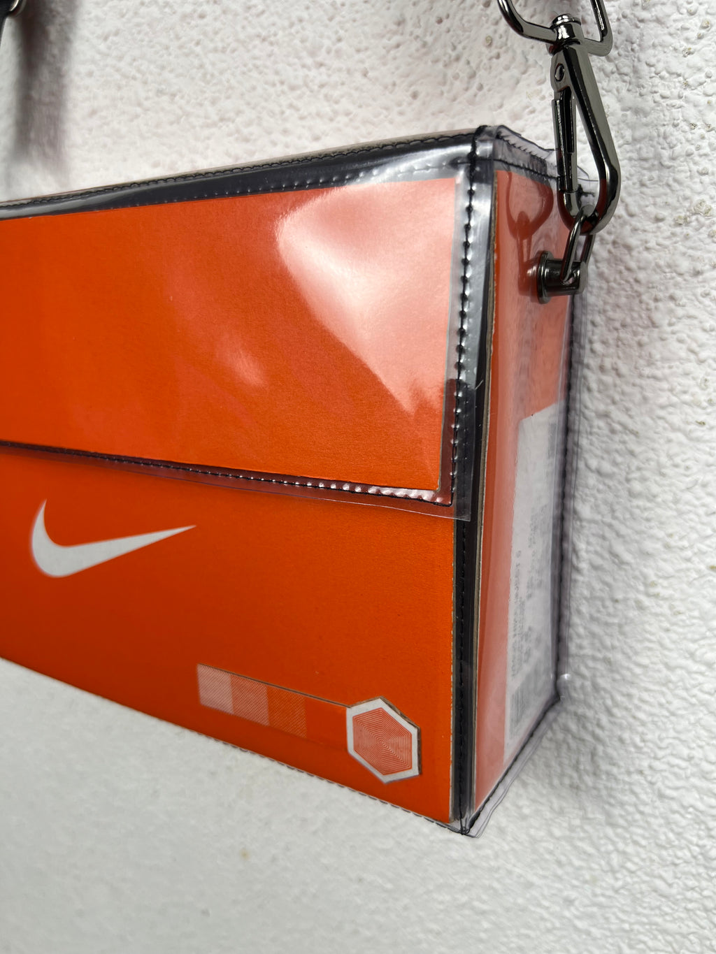 Orange Juicy pantone