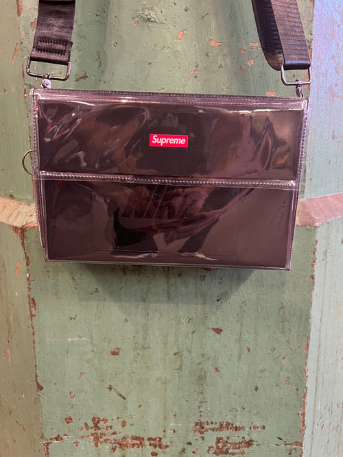 Box to box red purple