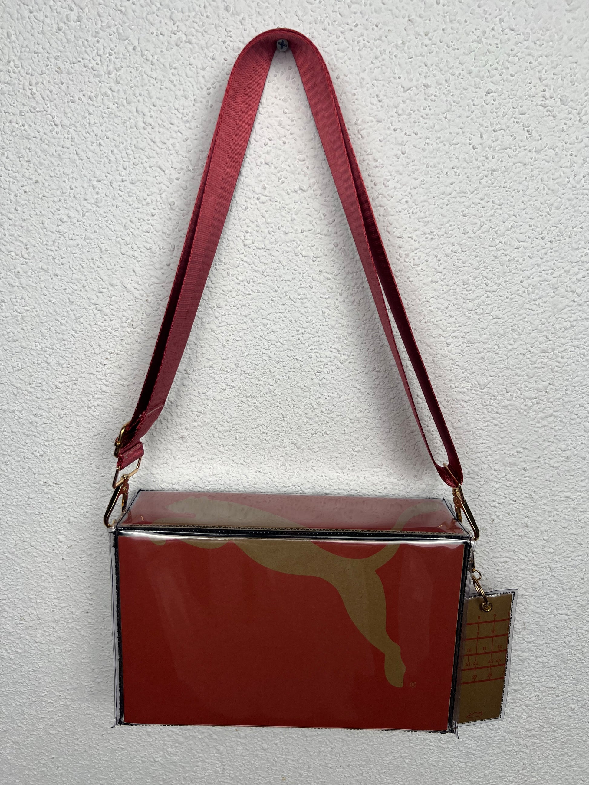 Féline Red Brown